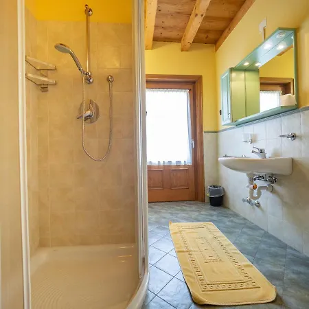 Chalet Deshana Myholidaylivigno * Livigno
